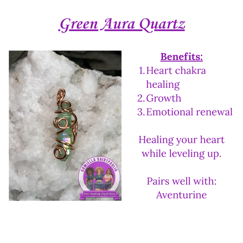 Green Aura Quartz pendant on a white background with text about benefits and pairing.